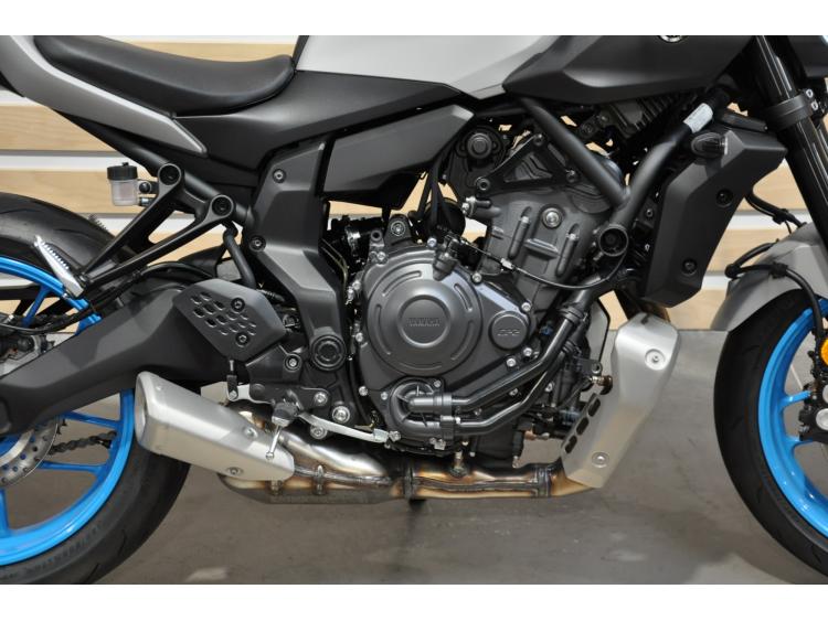 YAMAHA MT-07 (47.5CV)