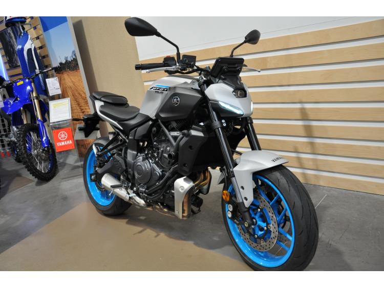 YAMAHA MT-07 (47.5CV)