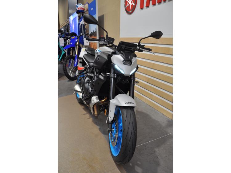 YAMAHA MT-07 (47.5CV)