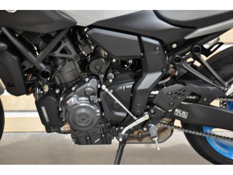 YAMAHA MT-07 (47.5CV)
