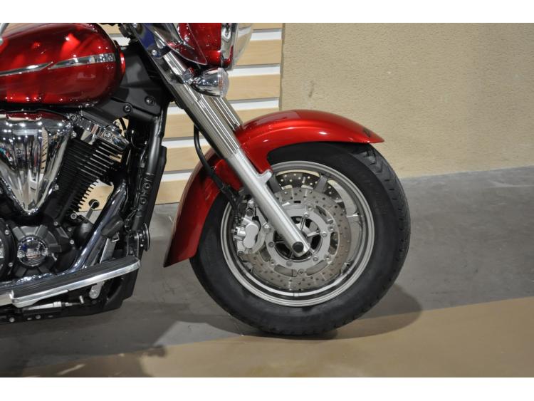 YAMAHA XVS 1300