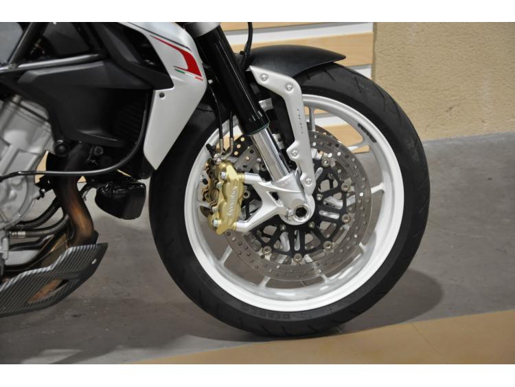 MV AGUSTA BRUTALE 800 Dragster