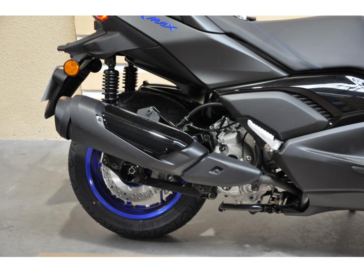 YAMAHA XMAX 300 2025
