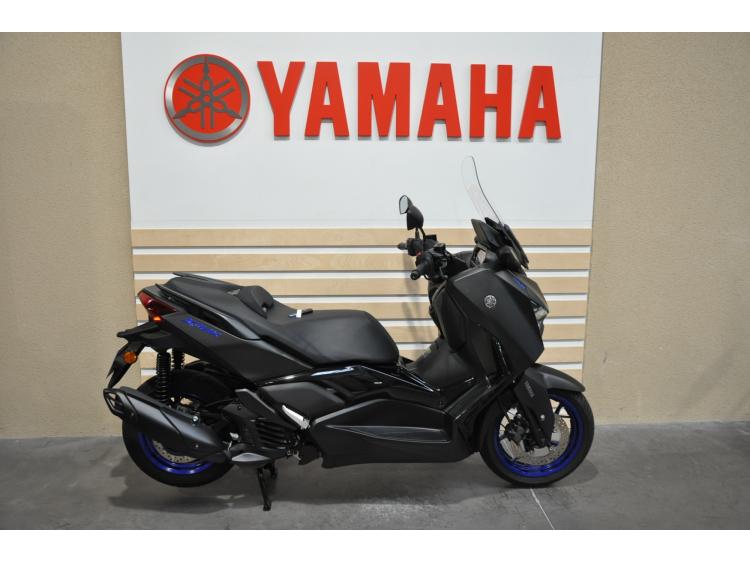 YAMAHA X-MAX 125 2025