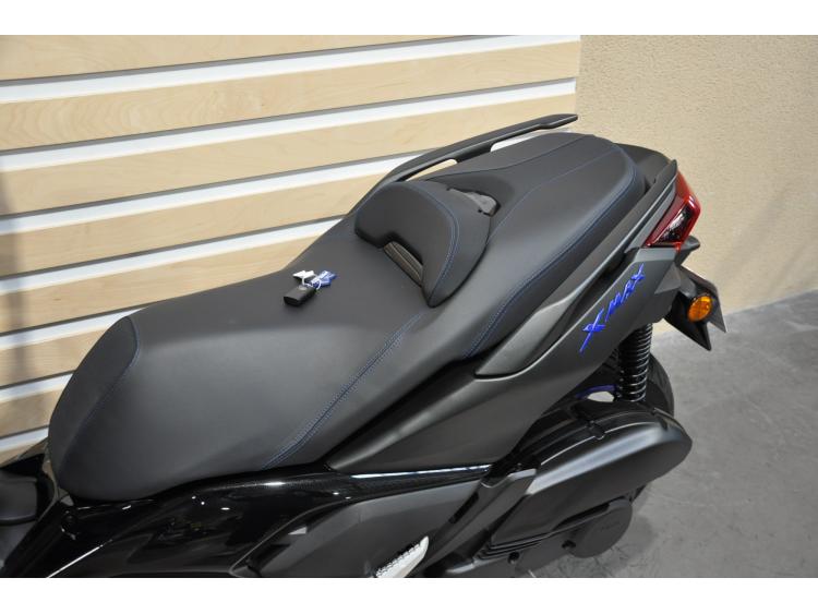 YAMAHA X-MAX 125 2025