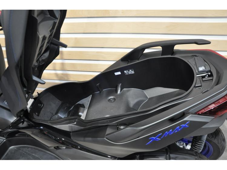 YAMAHA X-MAX 125 2025