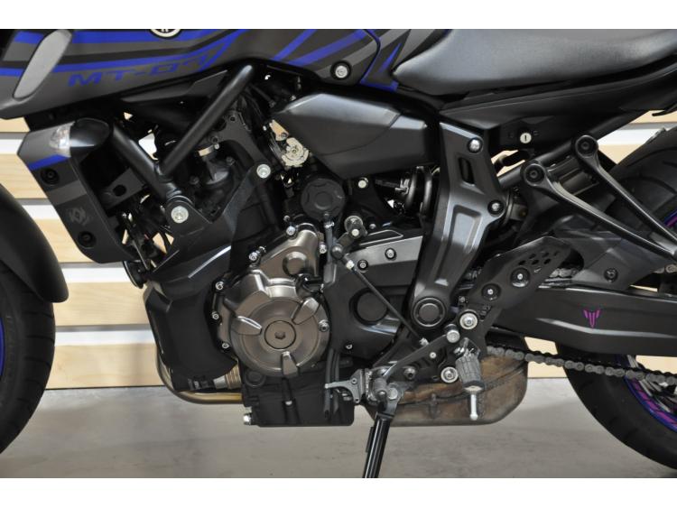 YAMAHA MT-07 (47.5CV)