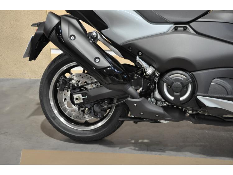 YAMAHA XP T-MAX 560 TECH MAX