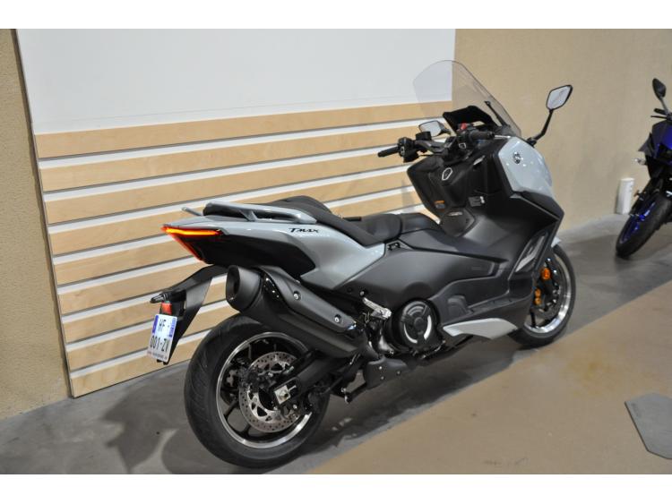 YAMAHA XP T-MAX 560 TECH MAX