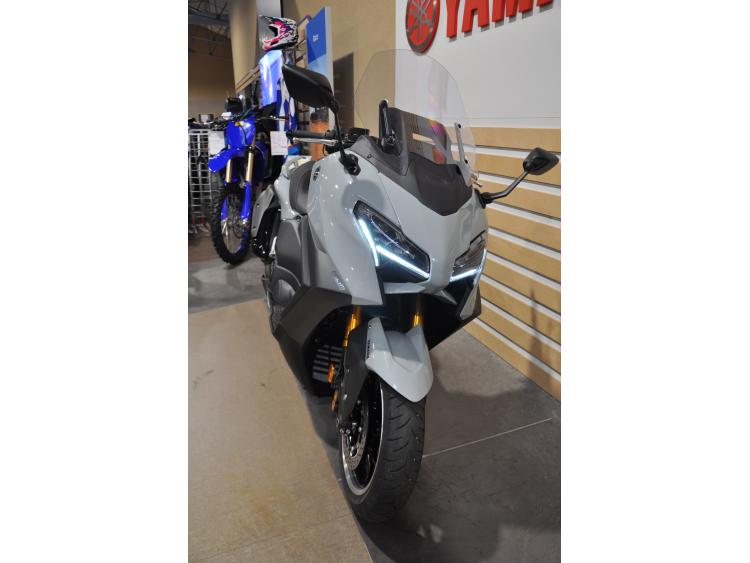 YAMAHA XP T-MAX 560 TECH MAX