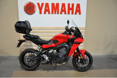 YAMAHA TRACER 9