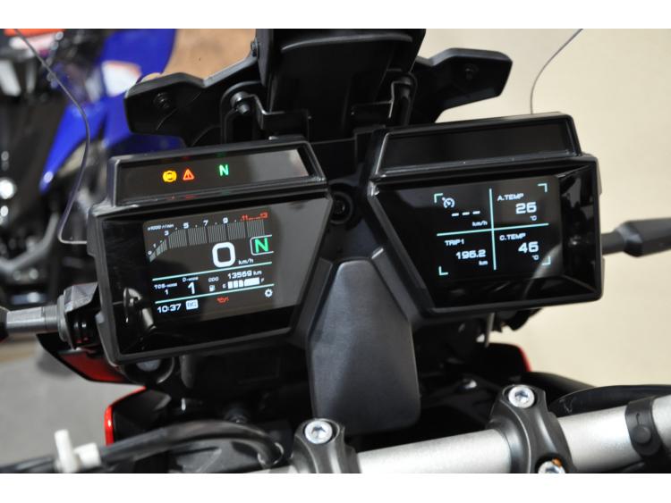 YAMAHA TRACER 9