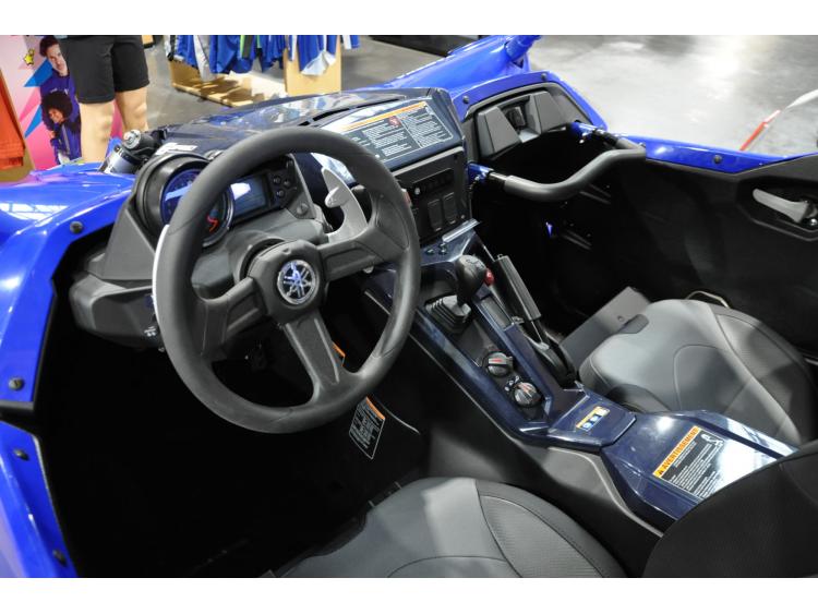 YAMAHA YXZ 1000R Sport shift 2025