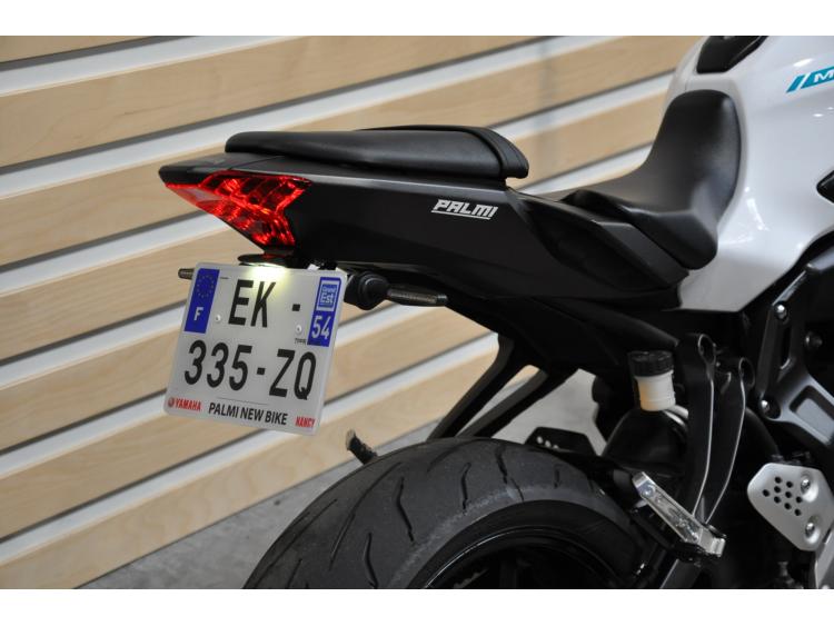 YAMAHA MT-07 (47.5CV)
