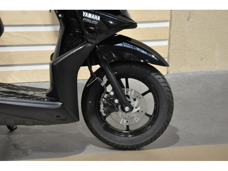 YAMAHA RayZR 125