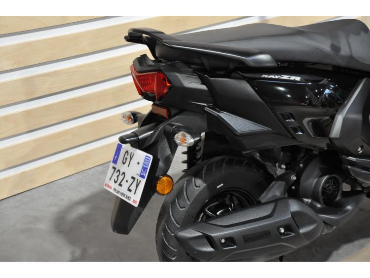 YAMAHA RayZR 125