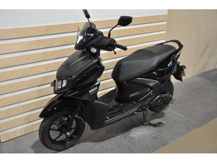 YAMAHA RayZR 125
