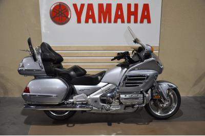 HONDA GL1800 GOLDWING