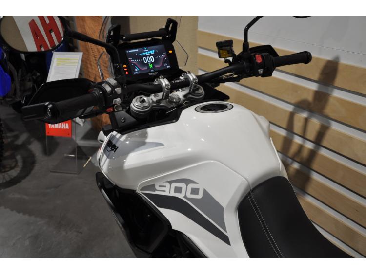 TRIUMPH Tiger 900 GT PRO