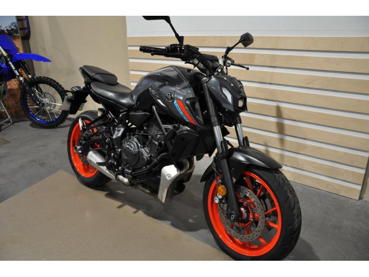 YAMAHA MT-07 (47.5CV)