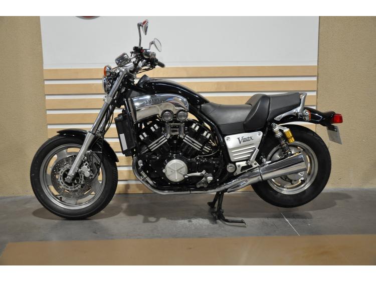 YAMAHA V Max 1200