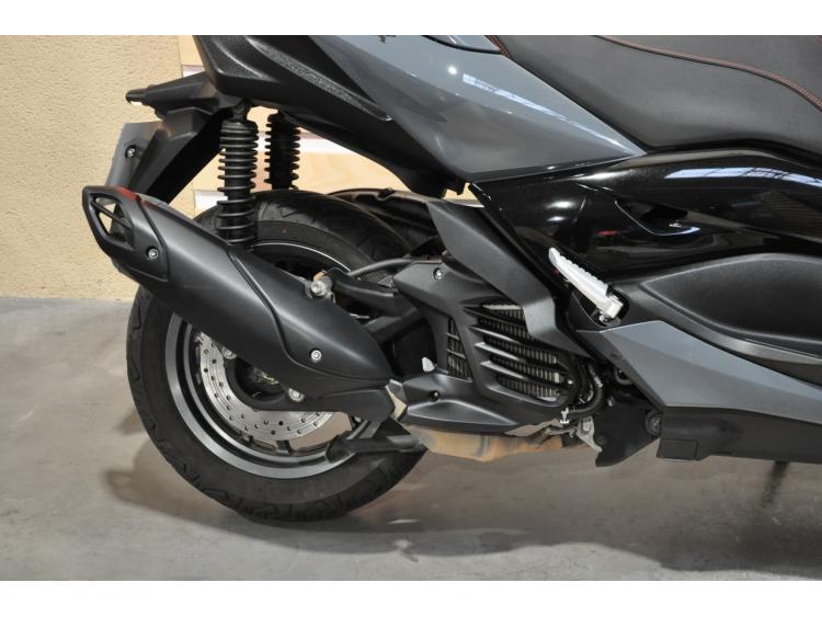 YAMAHA X-MAX 125 TECH MAX
