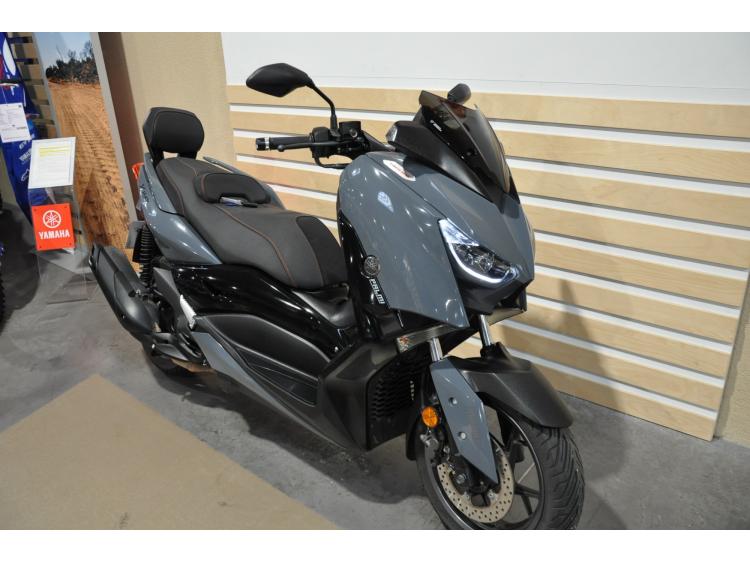 YAMAHA X-MAX 125 TECH MAX