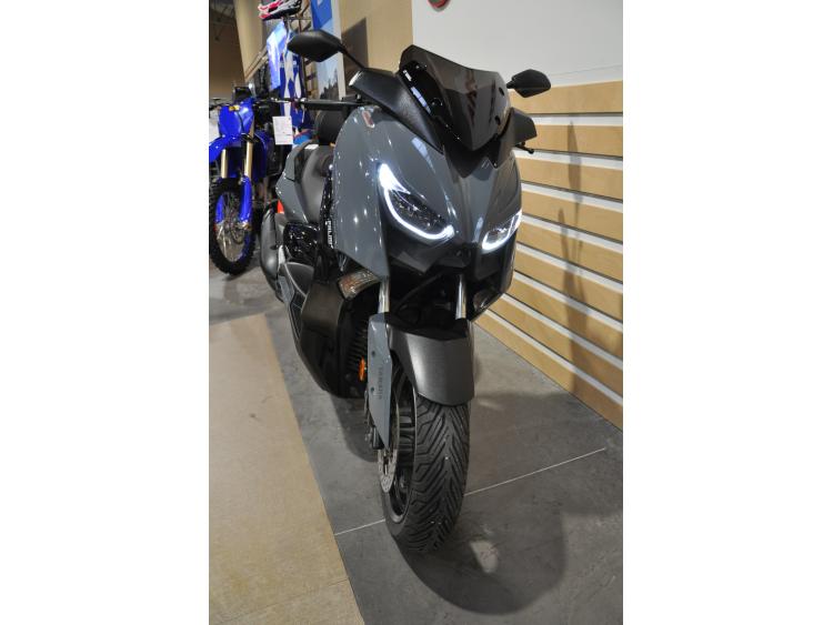 YAMAHA X-MAX 125 TECH MAX