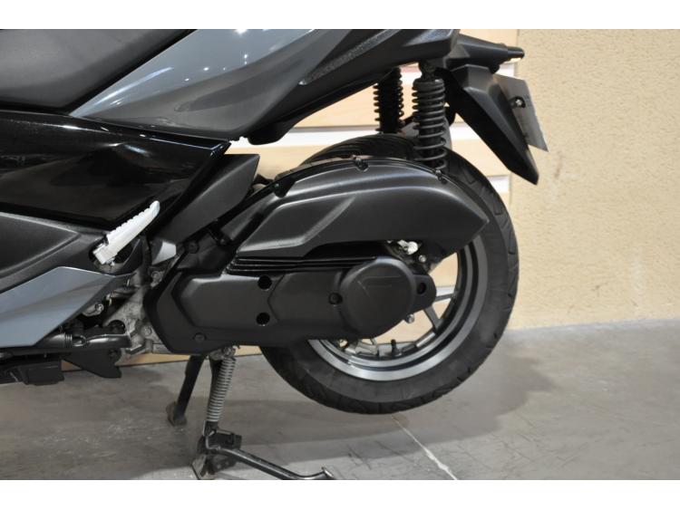 YAMAHA X-MAX 125 TECH MAX