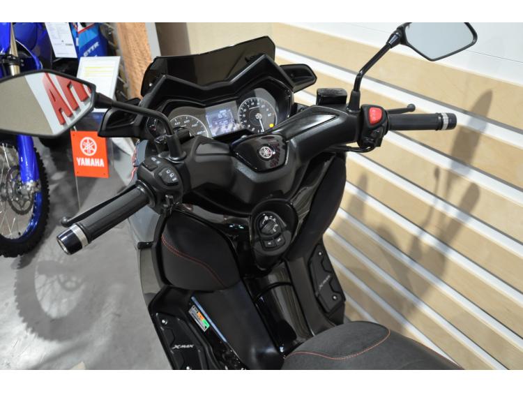 YAMAHA X-MAX 125 TECH MAX