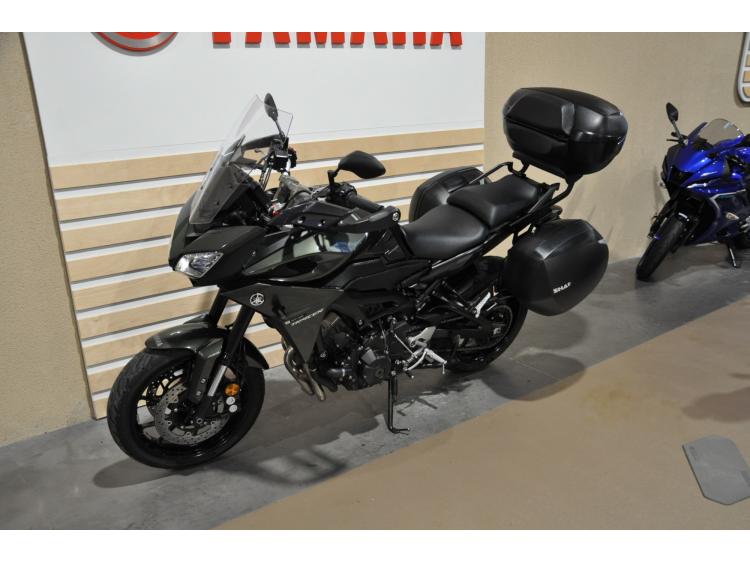YAMAHA TRACER 900