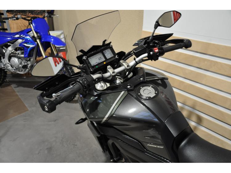 YAMAHA TRACER 900
