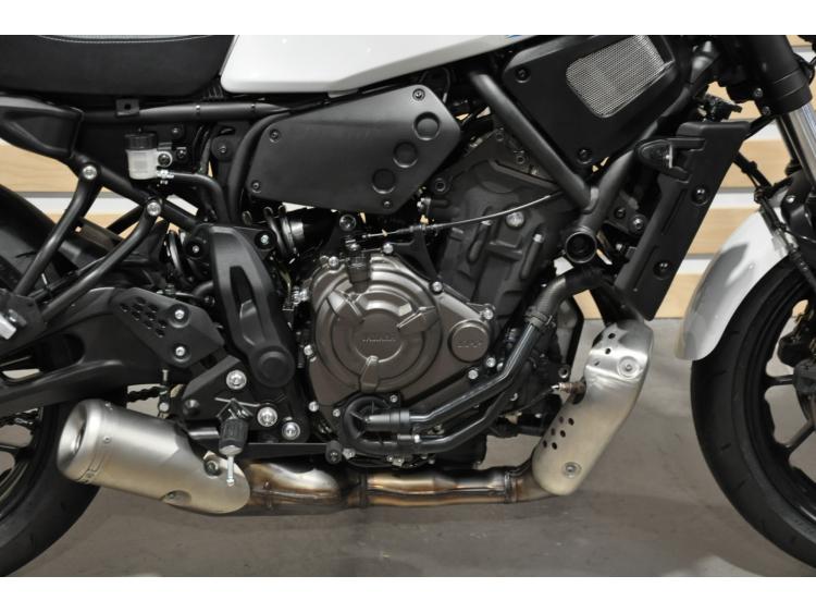 YAMAHA XSR 700