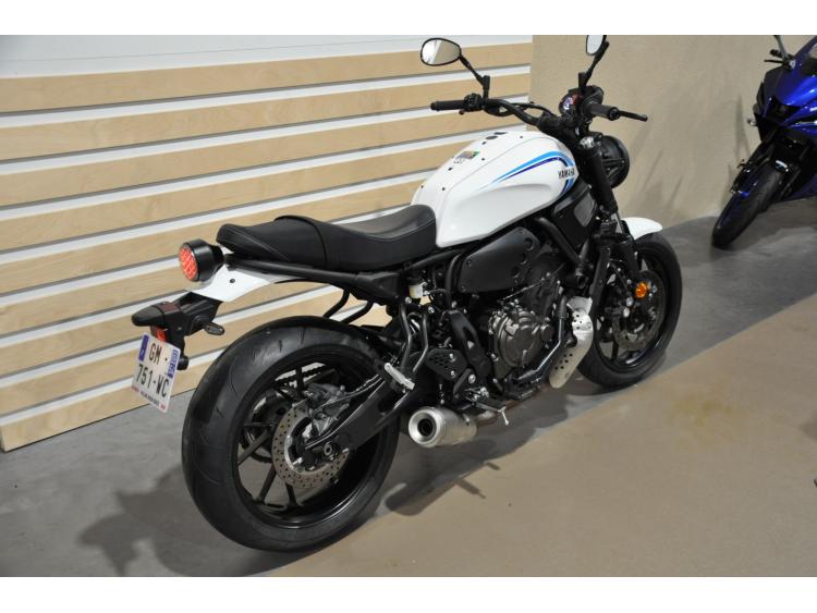 YAMAHA XSR 700
