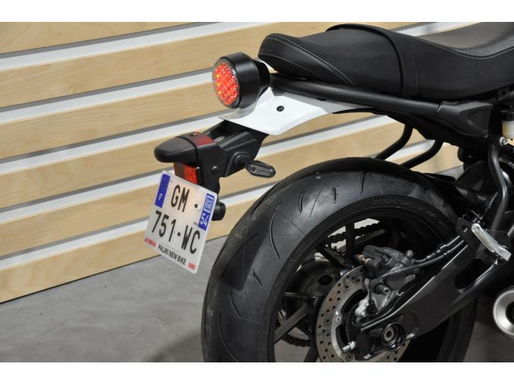 YAMAHA XSR 700