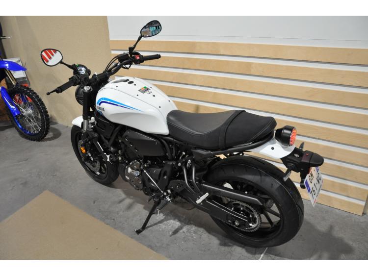 YAMAHA XSR 700