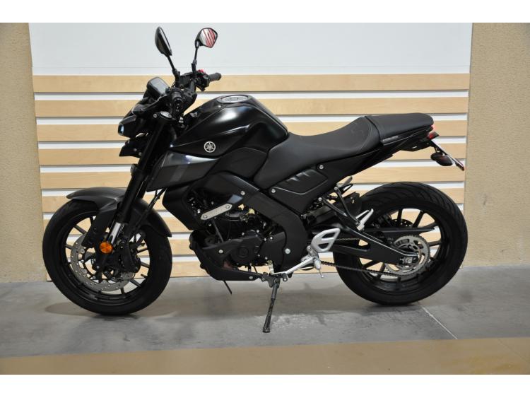 YAMAHA MT-125