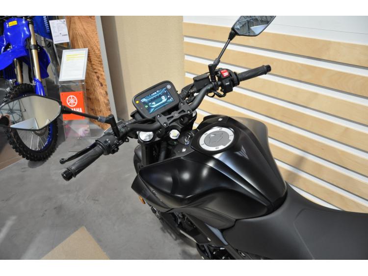 YAMAHA MT-125