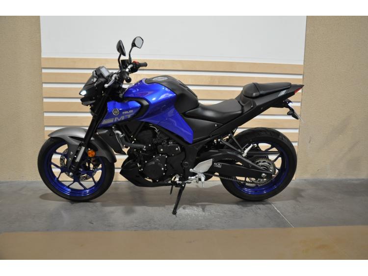YAMAHA MT-03 