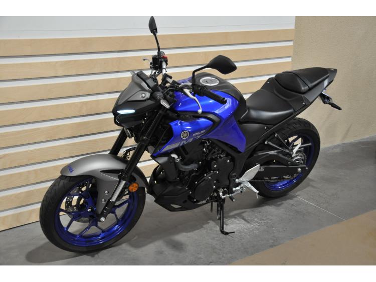 YAMAHA MT-03 