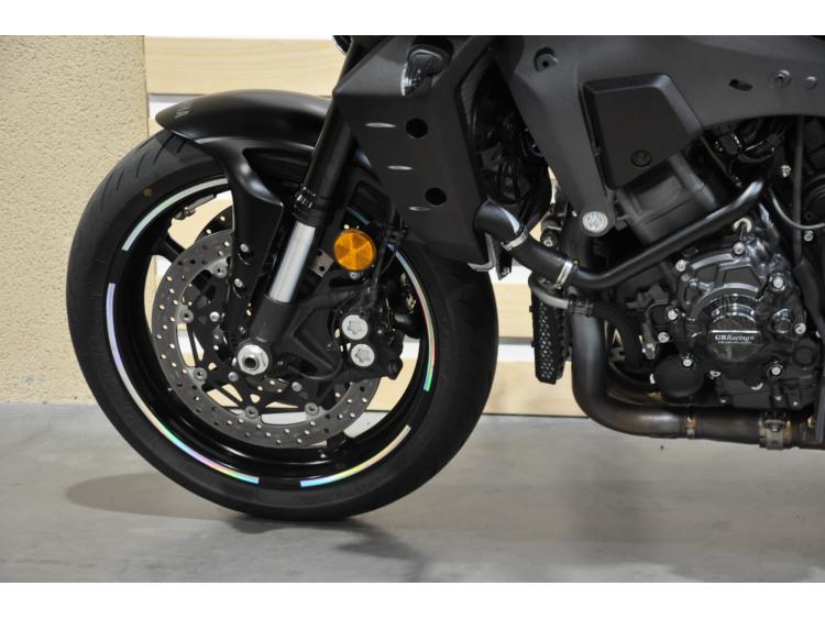 YAMAHA MT-10