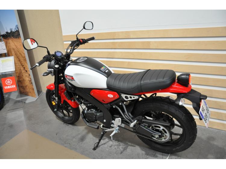 YAMAHA XSR 125