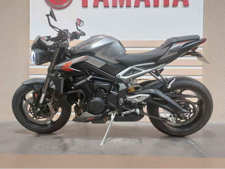 TRIUMPH STREET TRIPLE 765 RS