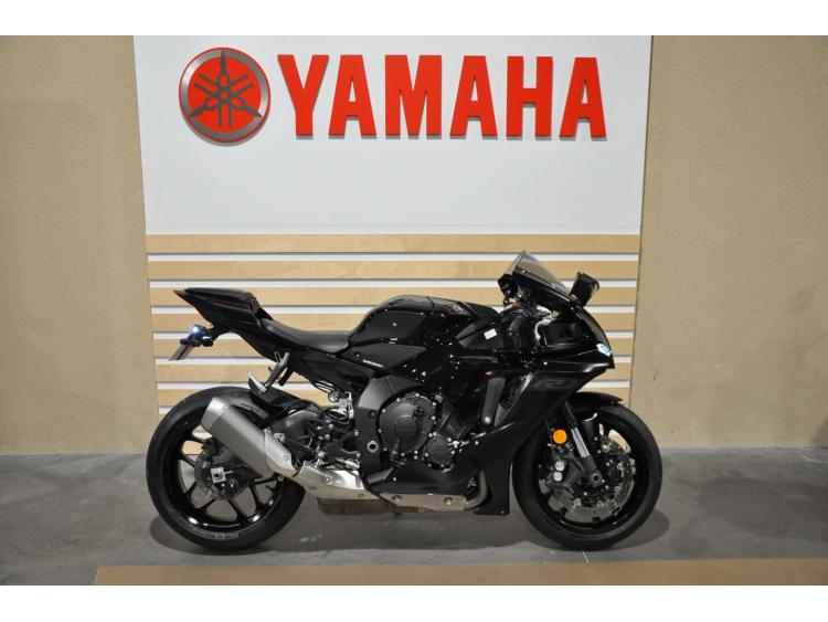 YAMAHA YZF 1000 R1