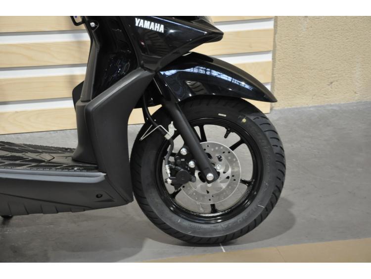 YAMAHA RayZR 125