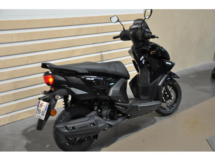 YAMAHA RayZR 125