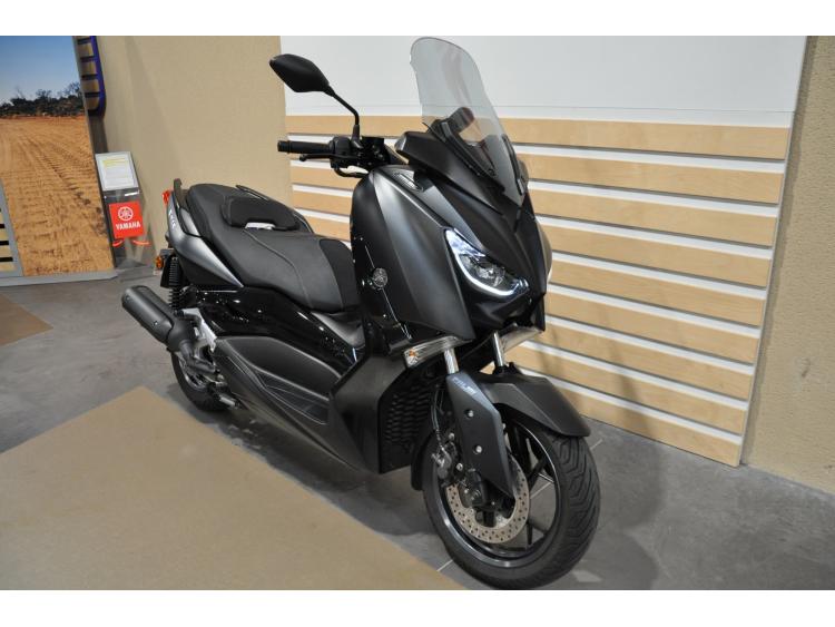YAMAHA X-MAX 125 IRON MAX