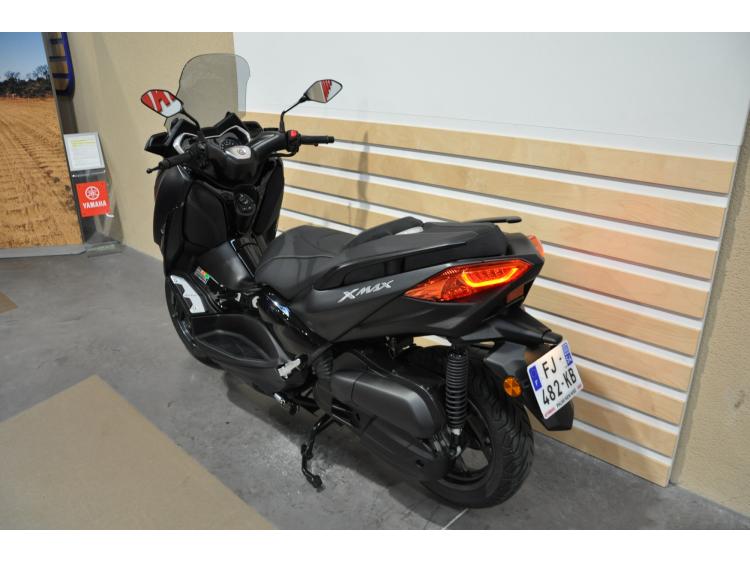 YAMAHA X-MAX 125 IRON MAX