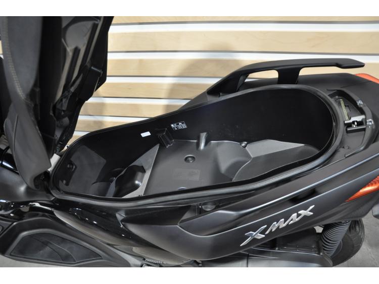 YAMAHA X-MAX 125 IRON MAX