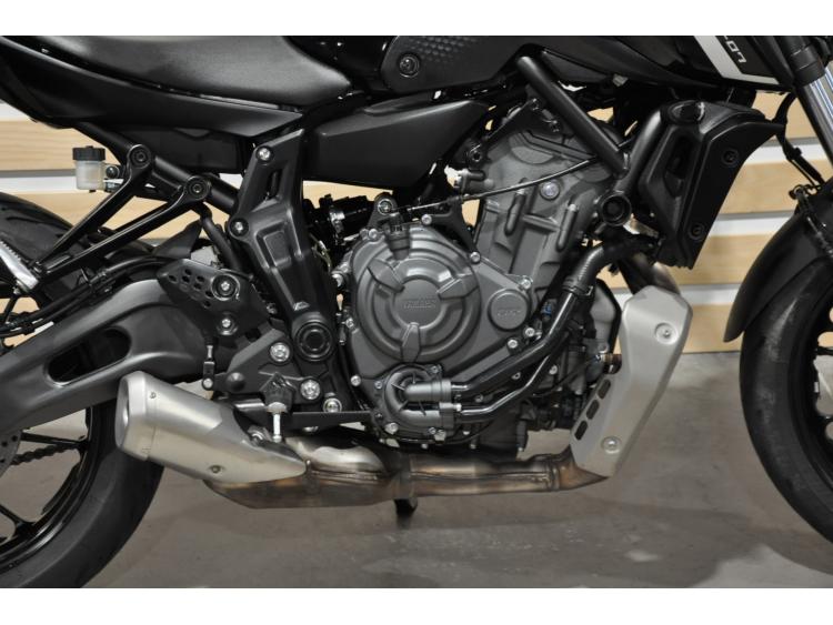 YAMAHA MT-07 (47.5CV)